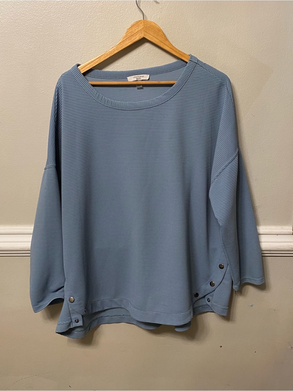 Cable & Gauge Ribbed Boatneck Pullover Sweatshirt in Dusty Blue